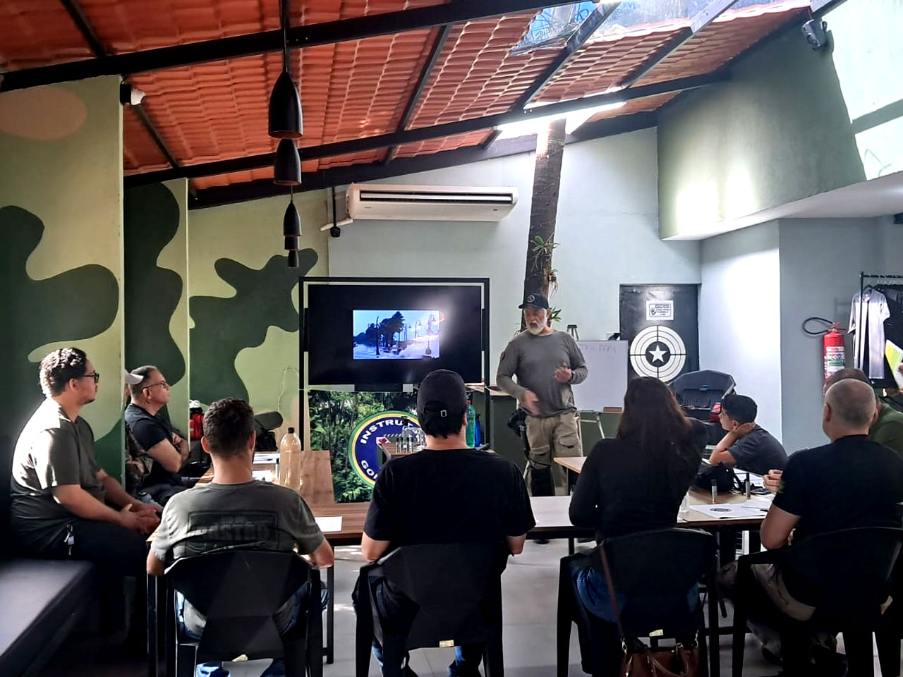 &Aacute;rea de instru&ccedil;&atilde;o 2